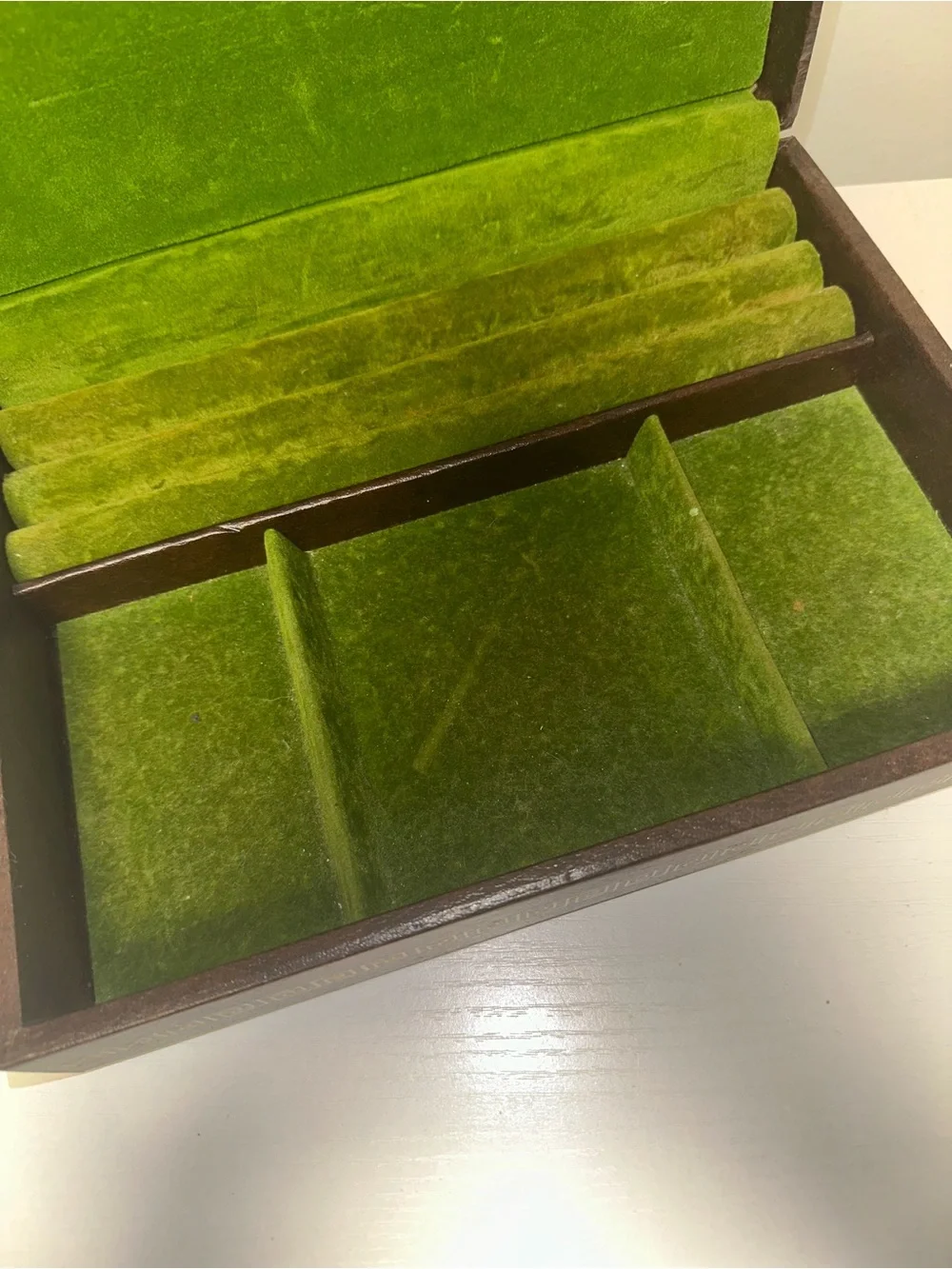 Vtg Buxton Jewelry/Accessories Box